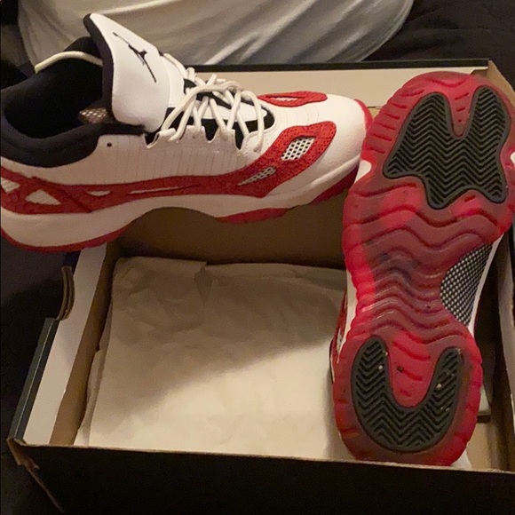 Air Jordan 11 retro low IEBG - Picture 4 of 5